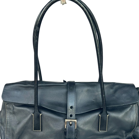 Gorgeous Lambskin Prada - Picture 1 of 7